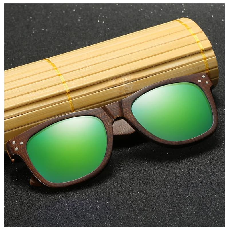 Lunettes de Soleil en Bambou Vernis avec Verres Polarisés